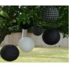 Simply Black & White!